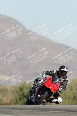 media/Dec-01-2025-Moto Forza (Mon) [[2daa91e15f]]/2-Intermediate Group/Session 2 Turn 9 Entry/